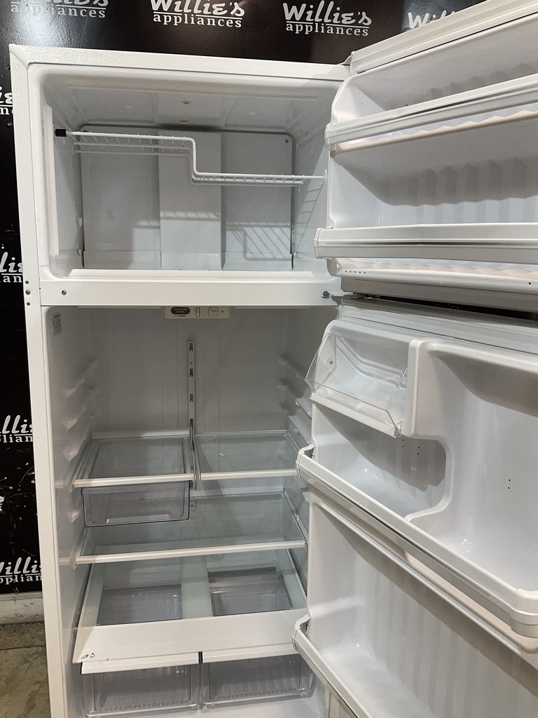 Ge Used Refrigerator Top and Bottom 28x67 (White) 