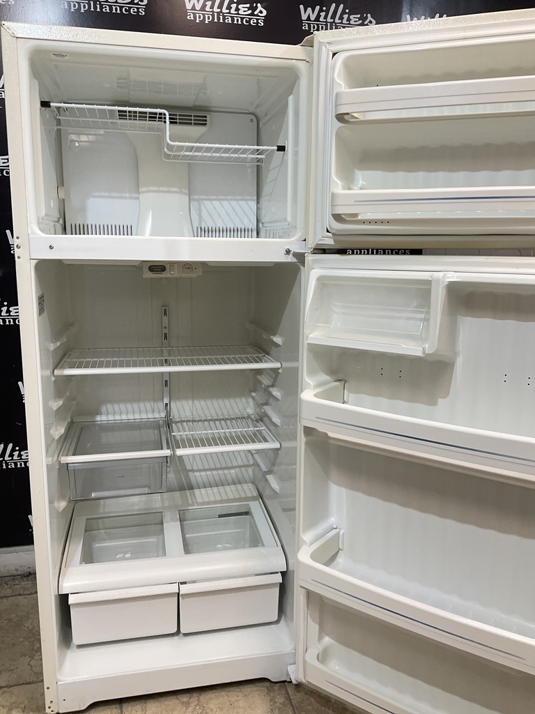 Ge Used Refrigerator Top and Bottom 28x67 (Bisque) 
