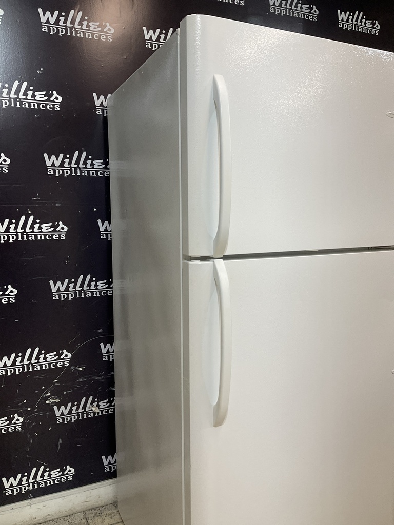 Frigidaire Used Refrigerator Top and Bottom 30x69 (White) 