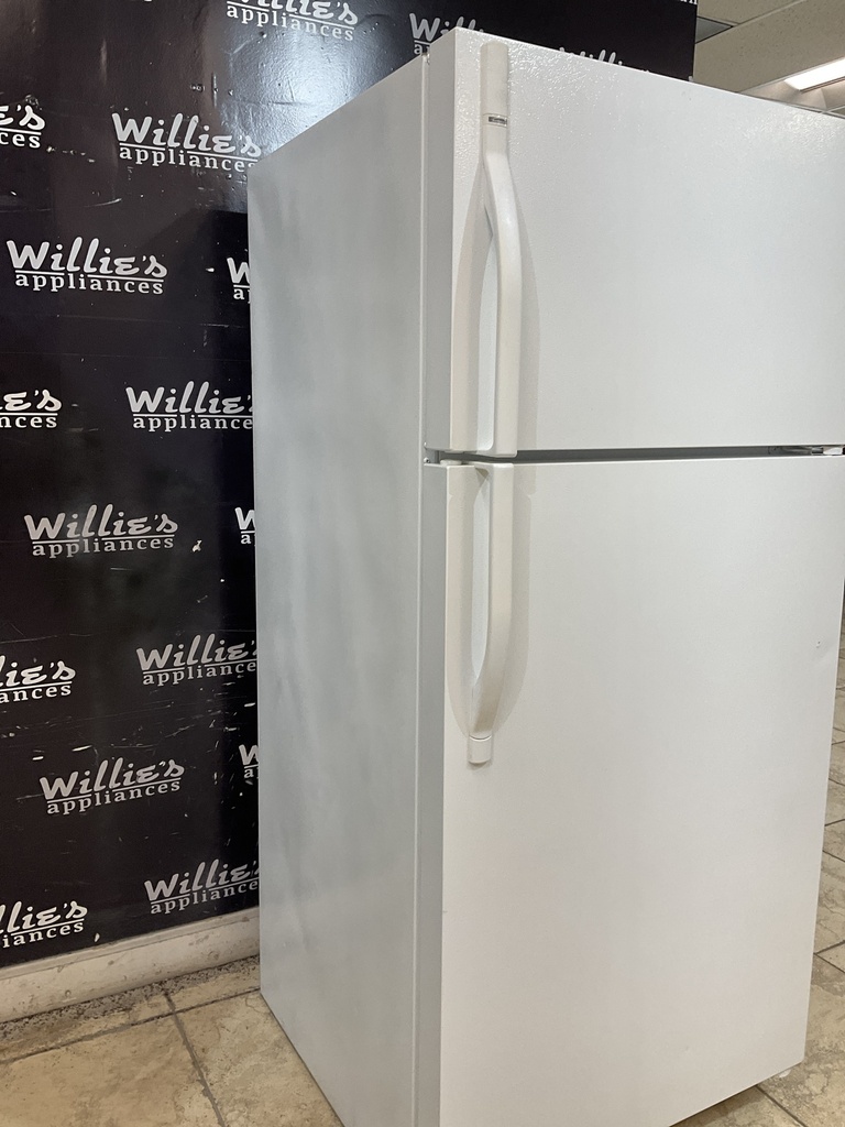Kenmore Used Refrigerator Top and Bottom 30x66 (White) 