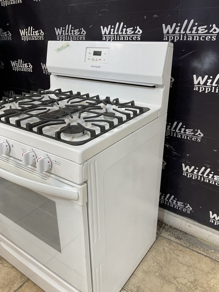 Frigidaire Used Gas Propane Stove 30inches (White) 