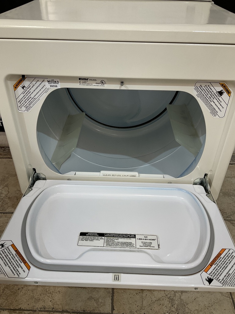 Kenmore Used Electric Dryer 220volts (30 AMP) 27inches {3 prong} (Bisque) 