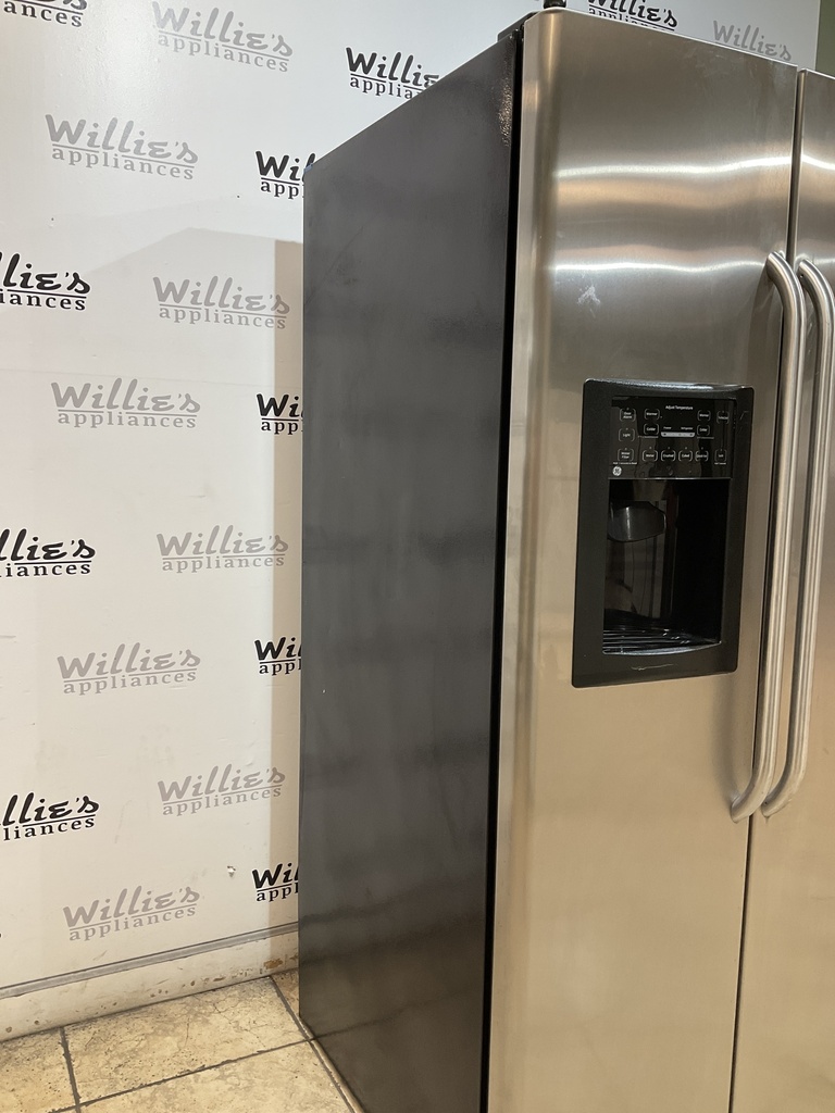 Ge Used Refrigerator Side by Side 36x69 (Stainless Steel) 