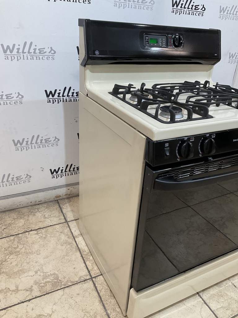 Ge Used Natural Gas Stove 30inches (Bisque/Black) 