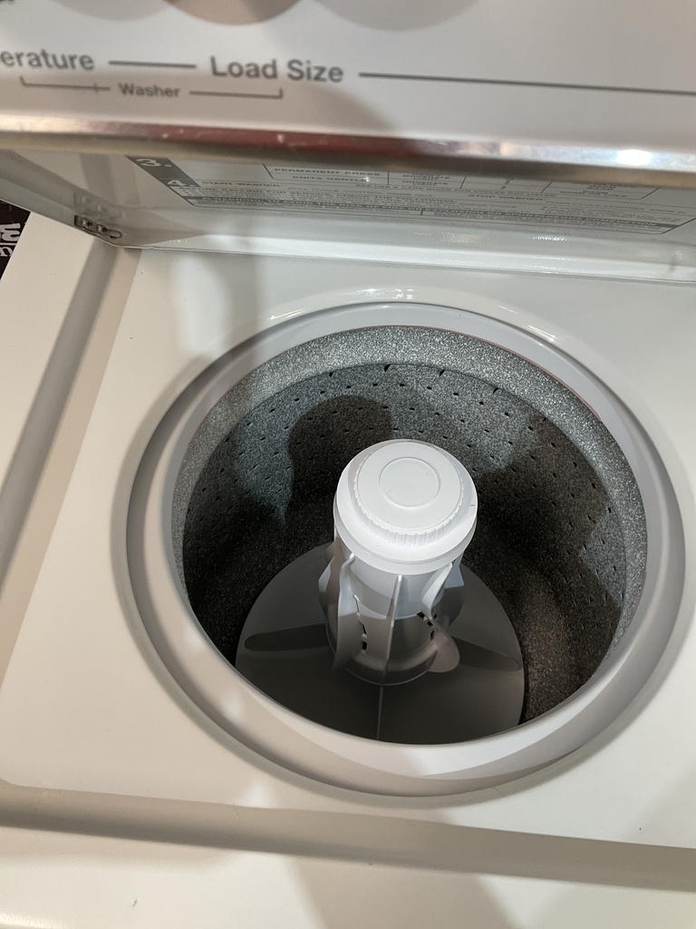 Whirlpool Used Electric Unit Stackable 220volts (30 AMP) 24x71 {3 prong} (White) 