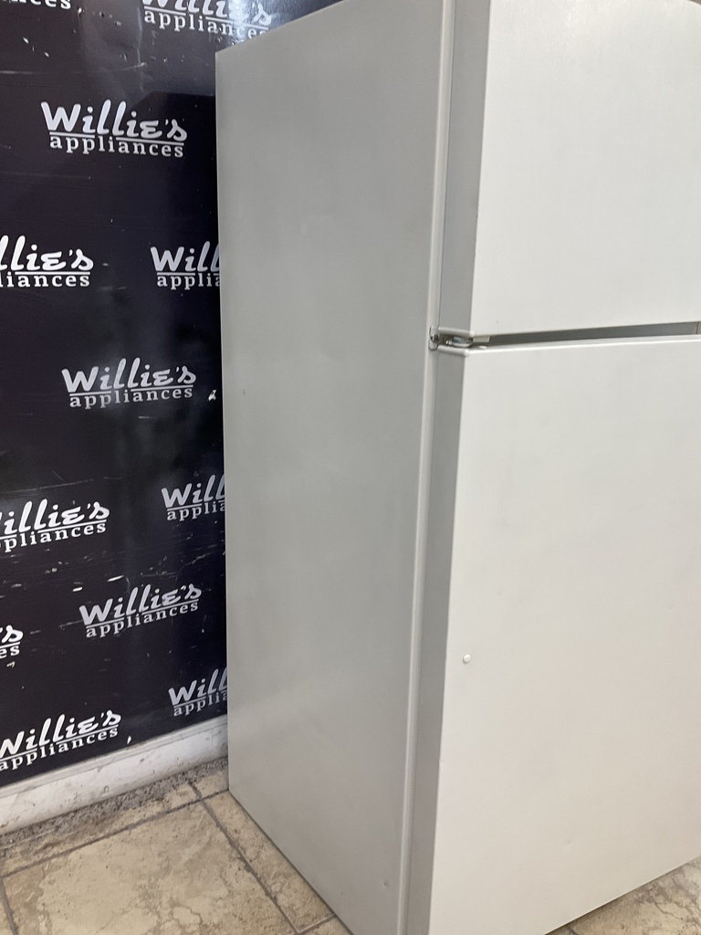 Ge Used Refrigerator Top and Bottom 28x64 1/2” (Bisque)