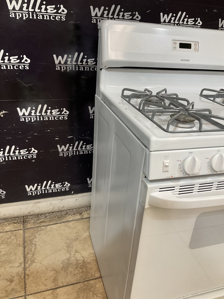 Hotpoint Used Natural Gas Stove 30inches (White) 