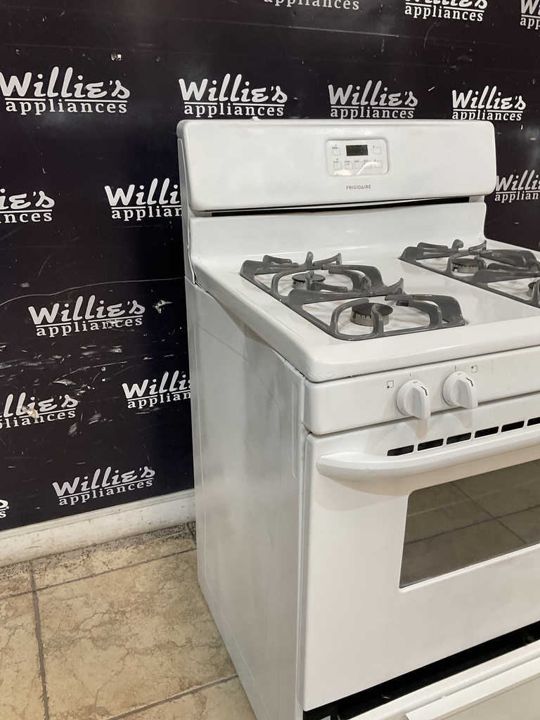 Frigidaire Used Natural Gas Stove 30inches (White) 