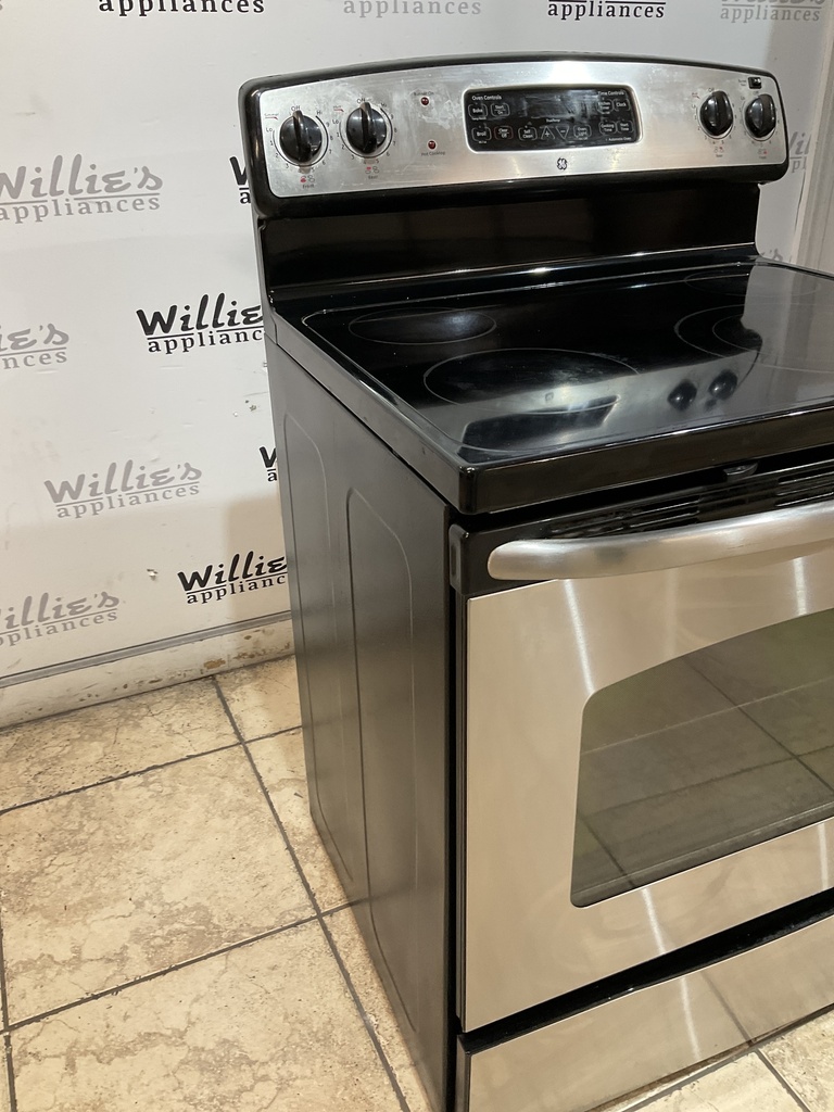 Ge Used Electric Stove 220volts (40/50 AMP) 30inches {4 prong} (Stainless Steel) 