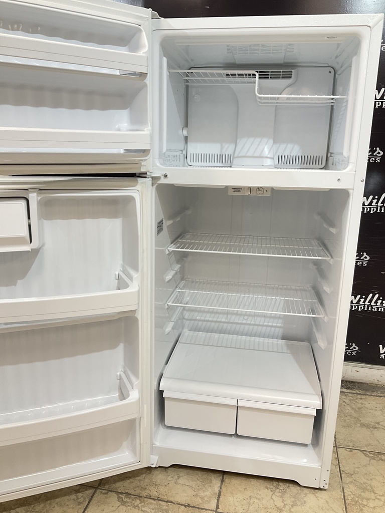 Ge Used Refrigerator Top and Bottom 28x64 1/2” (White) 