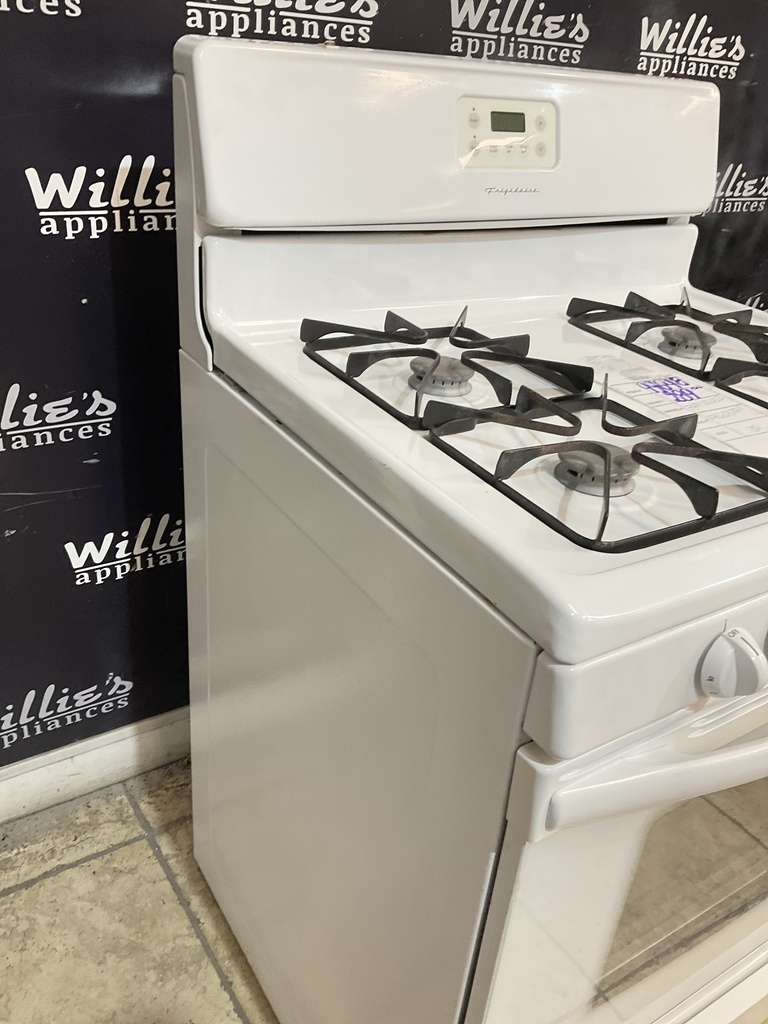 Frigidaire Used Natural Gas Stove 30inches (White) 