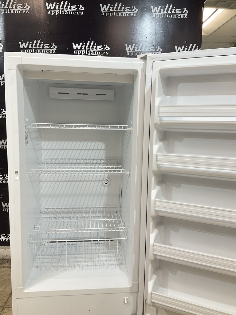 Ge Used Freezer Upright 28x59 1/2” (White) 