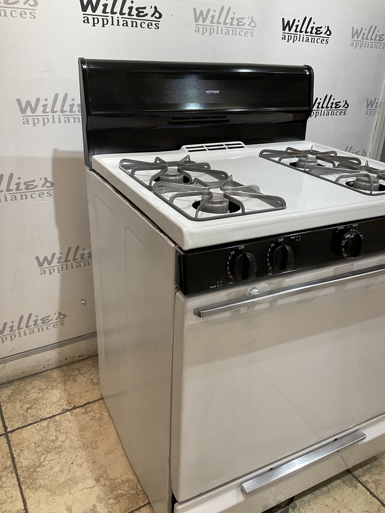 Hotpoint Used Natural Gas Stove 30inches (White/Black) 