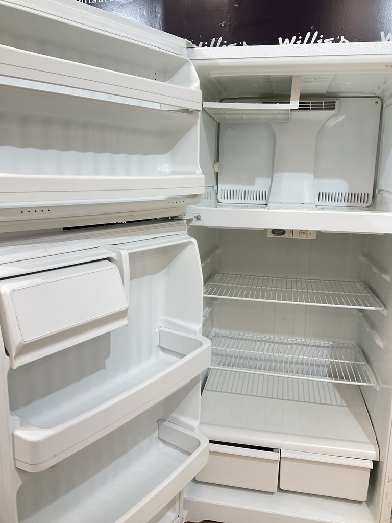 Hotpoint Used Refrigerator Top and Bottom 28x61 1/2” (White) 