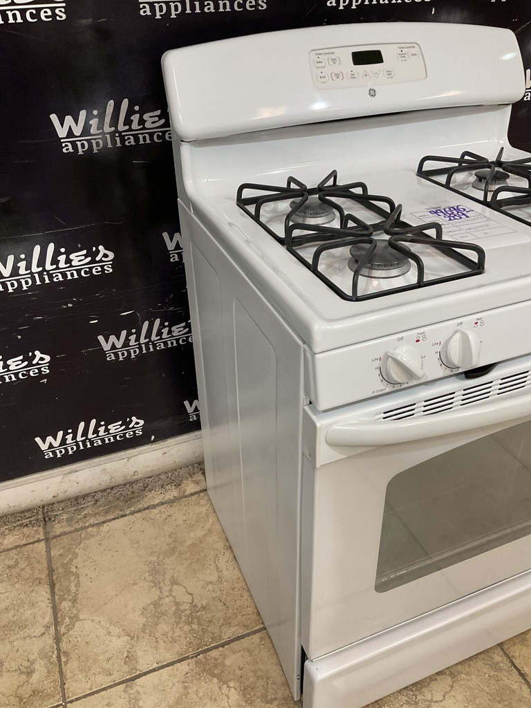 Ge Used Natural Gas Stove 30inches (White) 