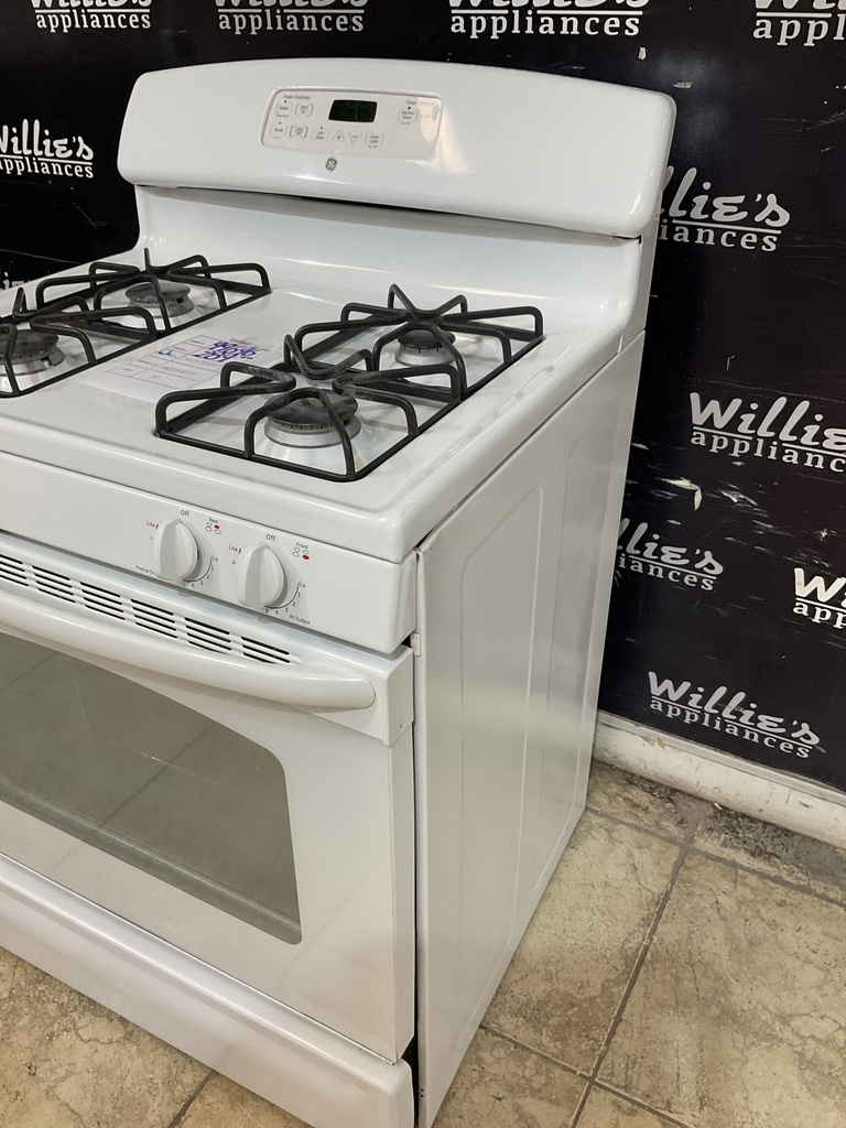 Ge Used Natural Gas Stove 30inches (White) 