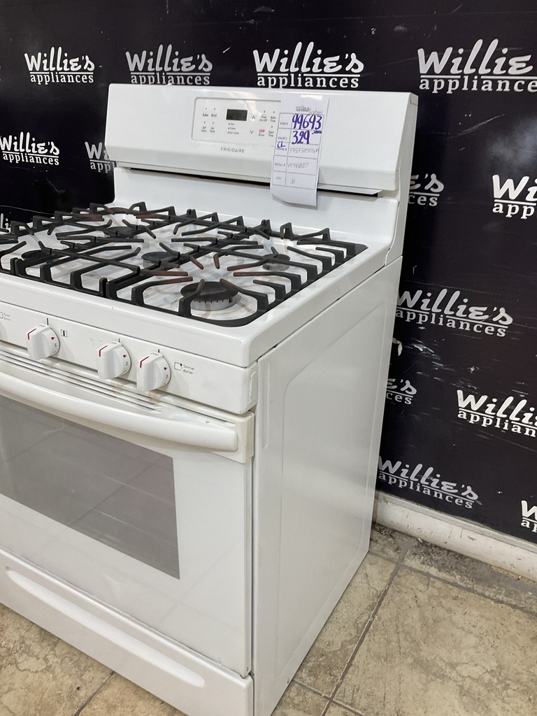 Frigidaire Used Natural Gas Stove 30inches (White) 