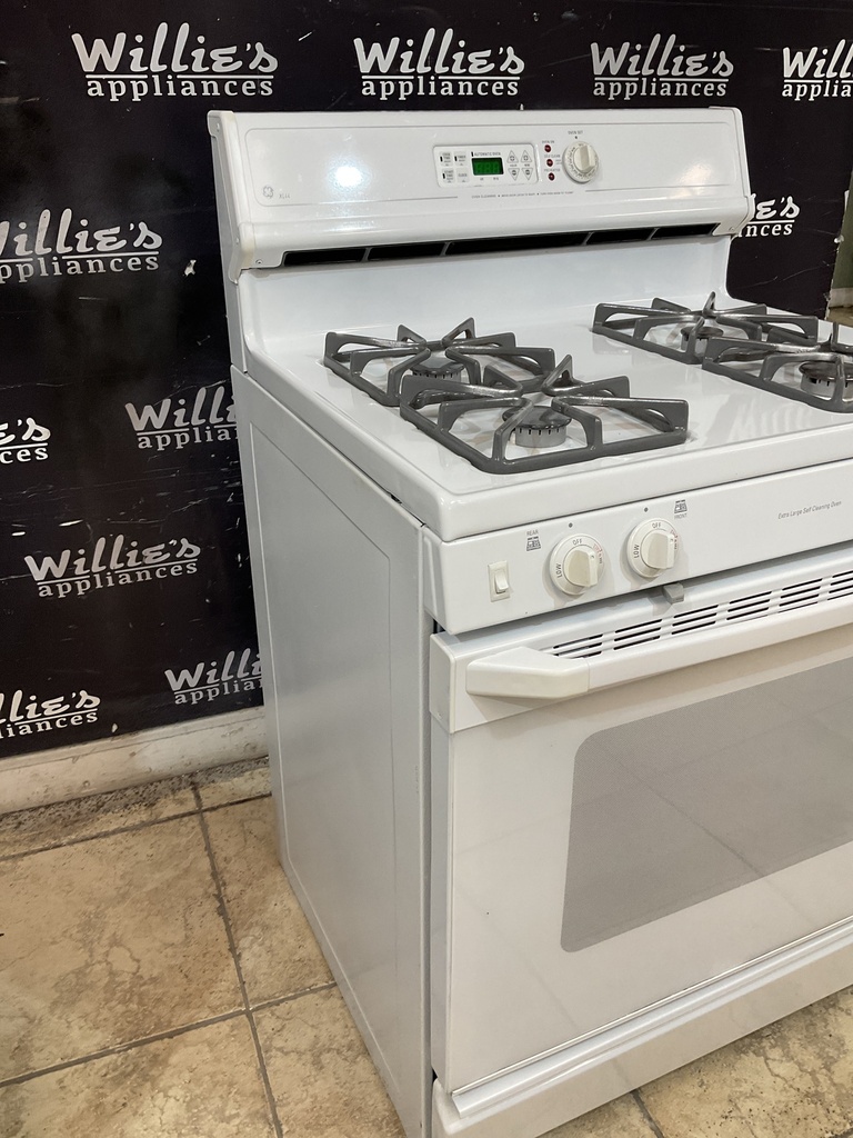 Ge Used Natural Gas Stove 30inches (White) 