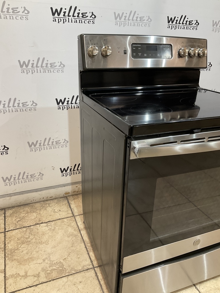 Ge Used Electric Stove 220volts (40/50 AMP) 30inches {no cord} (Stainless steel) 