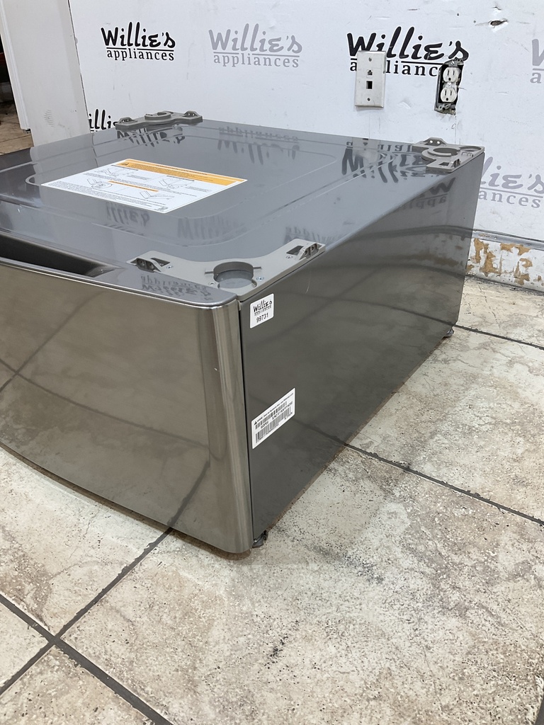 Lg Used Pedestal 27inches (Grey)
