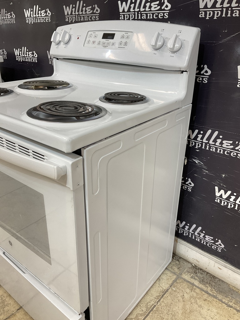 Ge Used Electric Stove 220volts (40/50 AMP) 30inches {no cord} (White) 