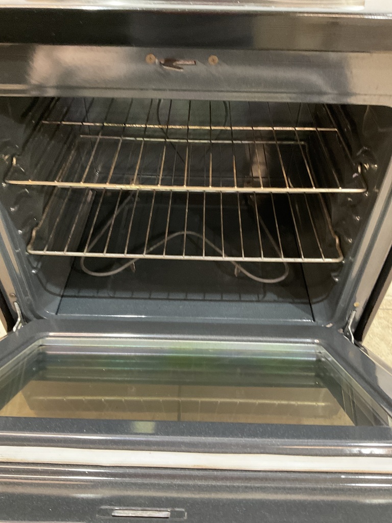 Frigidaire Used Electric Stove 220volts (40/50 AMP) 30inches {no cord} (Stainless steel) 