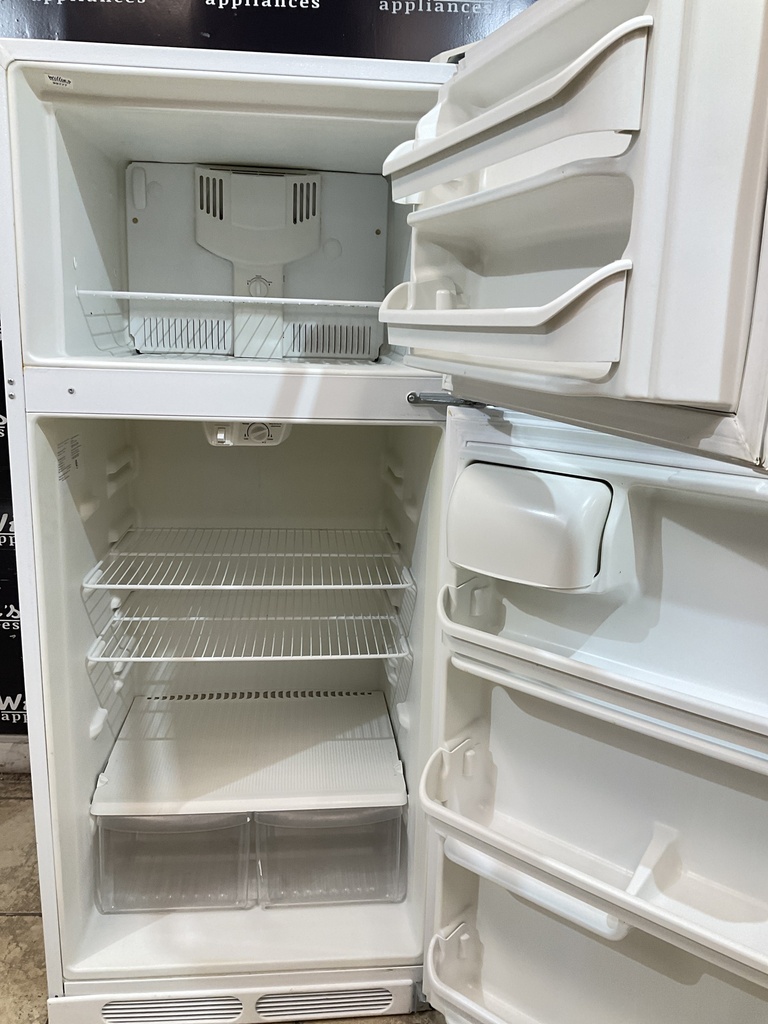 Frigidaire Used Refrigerator Top and Bottom 28x64 1/2” (White)