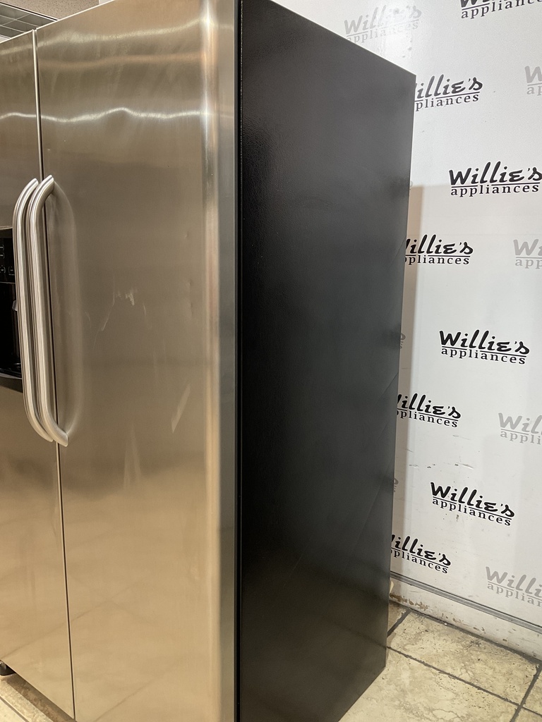 Ge Used Refrigerator Side by Side 36x68 1/2“ (Stainless Steel) 