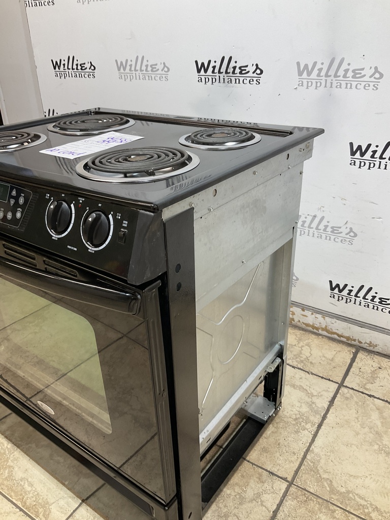 Whirlpool Used Electric Stove 220volts (40/50 AMP) 30inches {no cord} (Black) 