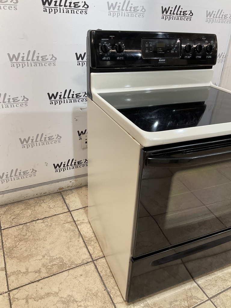 Kenmore Used Electric Stove 220volts (40/50 AMP) 30inches {no cord} (Bisque/Black) 