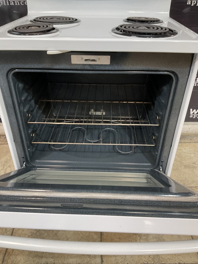 Ge Used Electric Stove 220volts (40/50 AMP) 30inches {no cord} (White) 