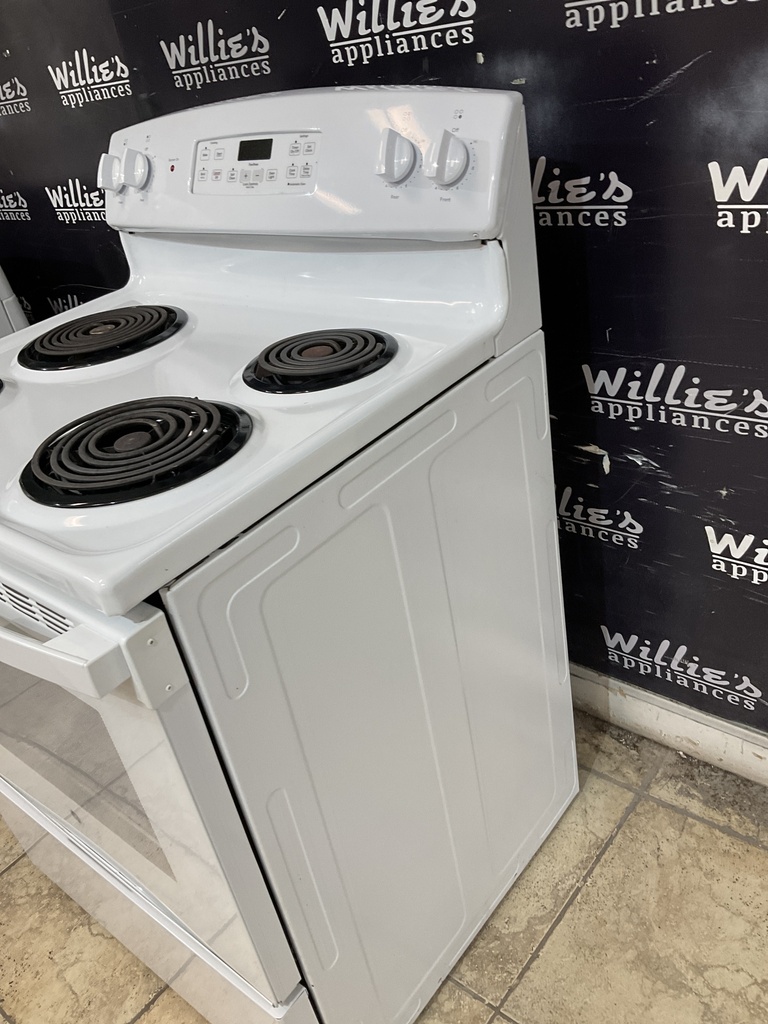 Ge Used Electric Stove 220volts (40/50 AMP) 30inches {4 prong} (White)
