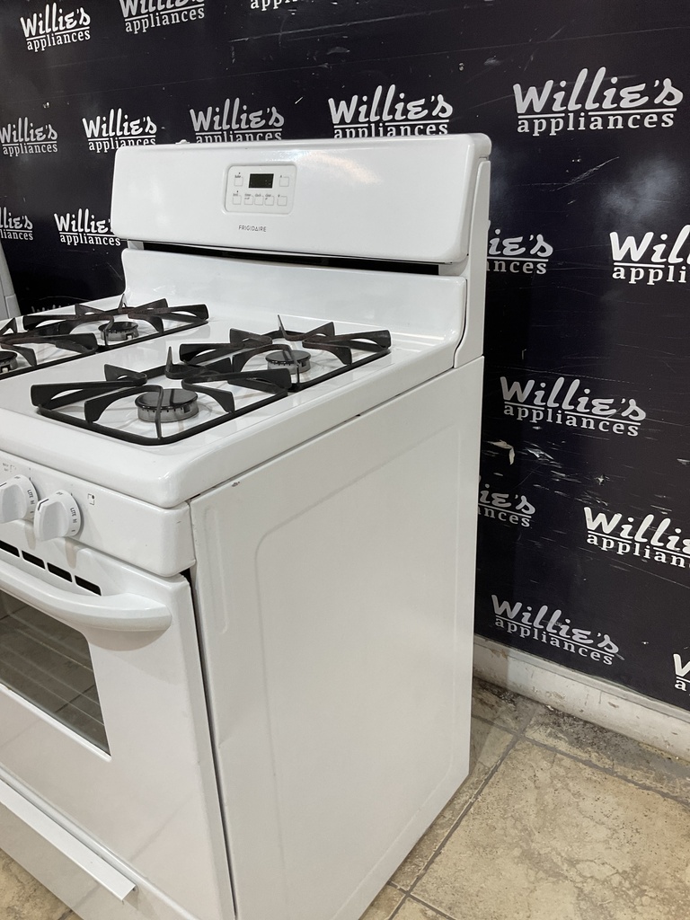 Frigidaire Used Natural Gas Stove 30inches (White) 