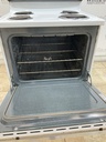 Ge Used Electric Stove 220volts (40/50 AMP) 30inches {no cord} (White/Black) 