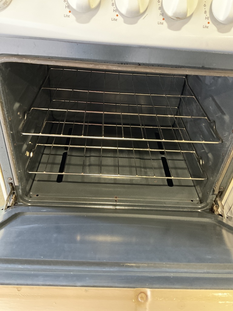 Hotpoint Used Natural Gas Stove 24inches (white) 