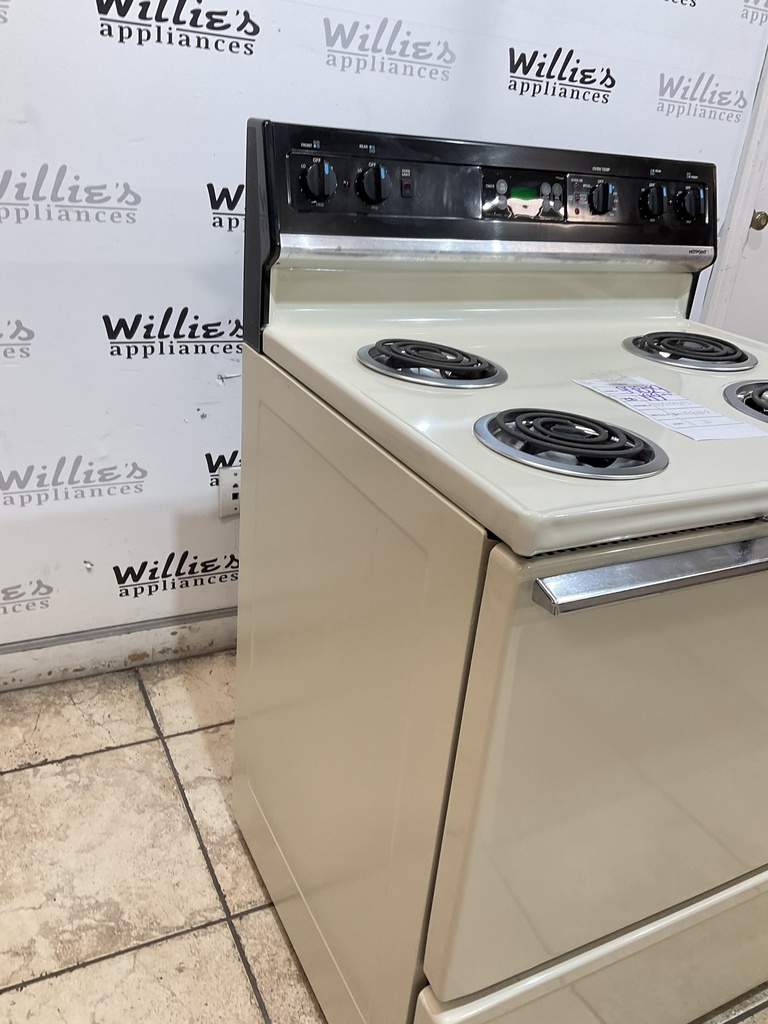 Hotpoint Used Electric Stove 220volts (40/50 AMP) 30inches (Bisque/Black) 