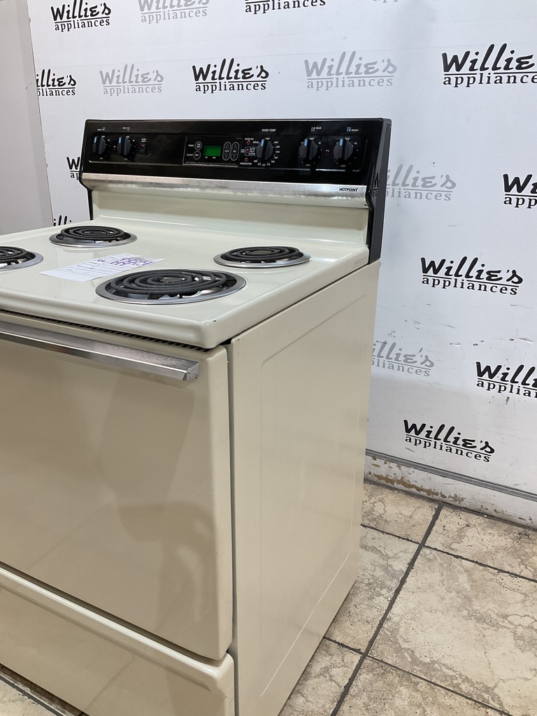 Hotpoint Used Electric Stove 220volts (40/50 AMP) 30inches (Bisque/Black) 