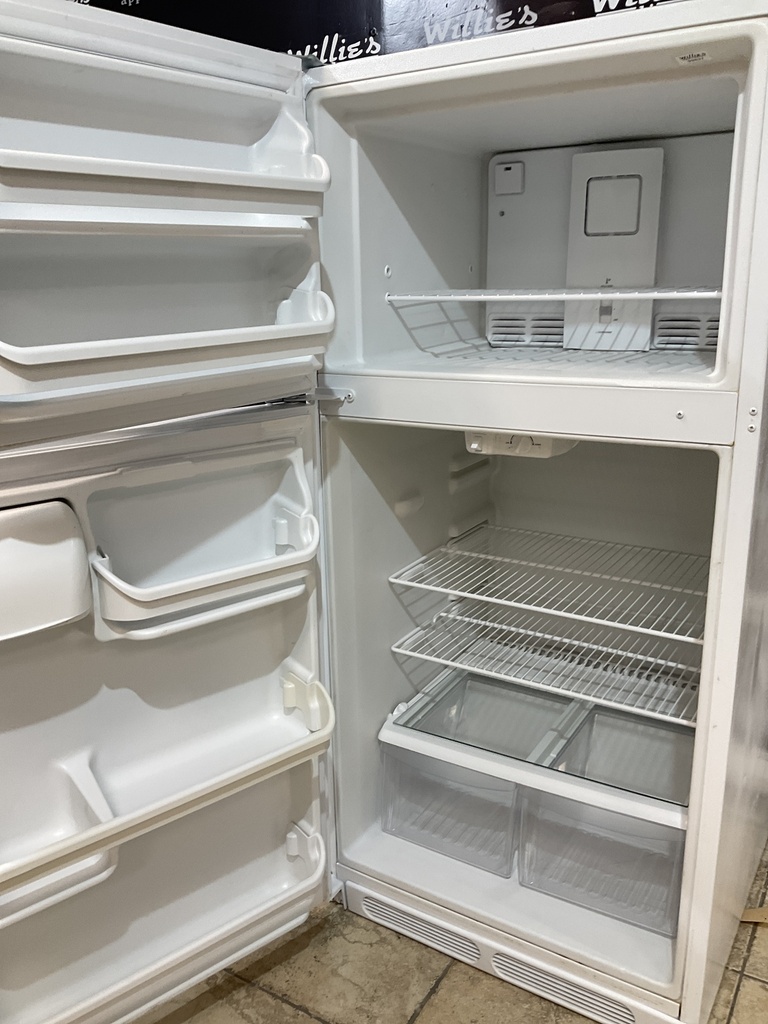 Frigidaire Used Refrigerator Top and Bottom 28x59 1/2” (White) 