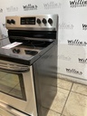 Frigidaire Used Electric Stove 220volts (40/50 AMP) 30inches {3 prong} (Stainless steel)