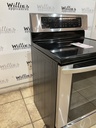 Lg Used Electric Stove 220volts (40/50 AMP) 30inches {no cord} (Stainless Steel) 