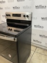 Whirlpool Used Electric Stove 220volts (40/50 AMP) 30inches {3 prong} (Stainless Steel) 