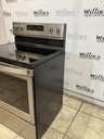 Whirlpool Used Electric Stove 220volts (40/50 AMP) 30inches {no cord} (Stainless Steel) 