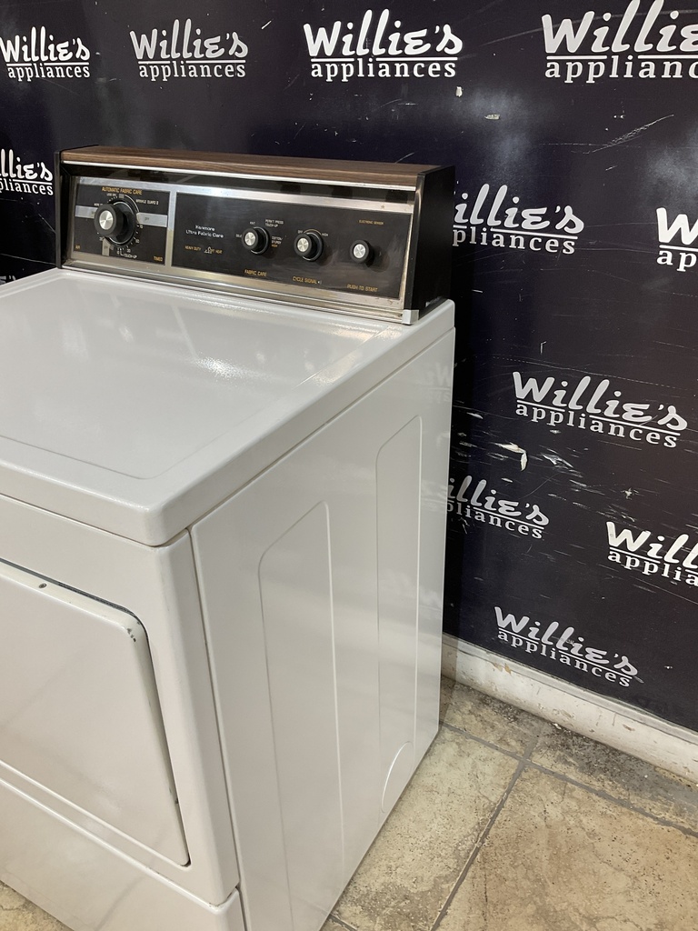 Kenmore Used Electric Stove 220volts (30 AMP) 27inches {3 prong} (White) 