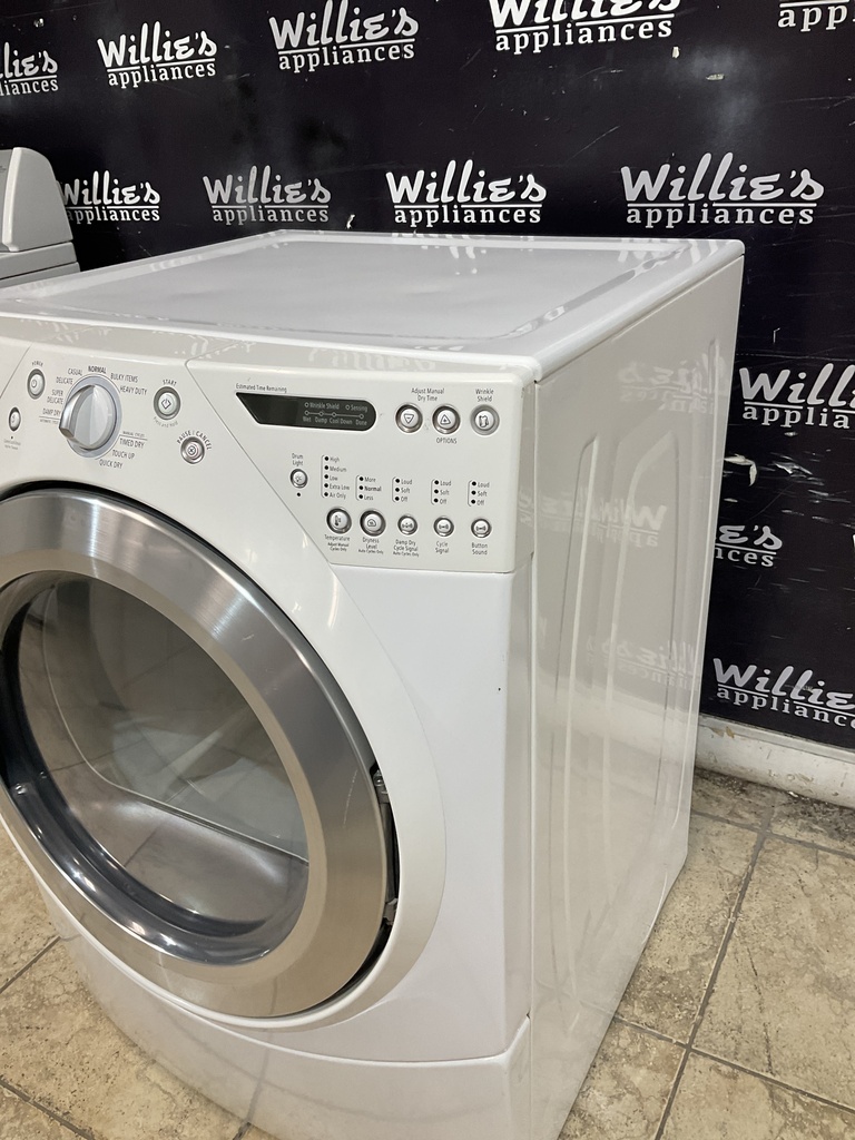 Whirlpool Used Gas Propane Dryer 27inches (White)  