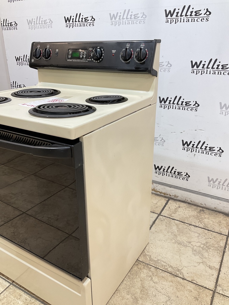 Ge Used Electric Stove 220volts (40/50 AMP) 30inches {no cord} (Bisque/Black) 