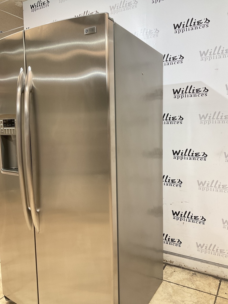 Frigidaire Used Refrigerator Side by Side 36x70 (Stainless Steel) 