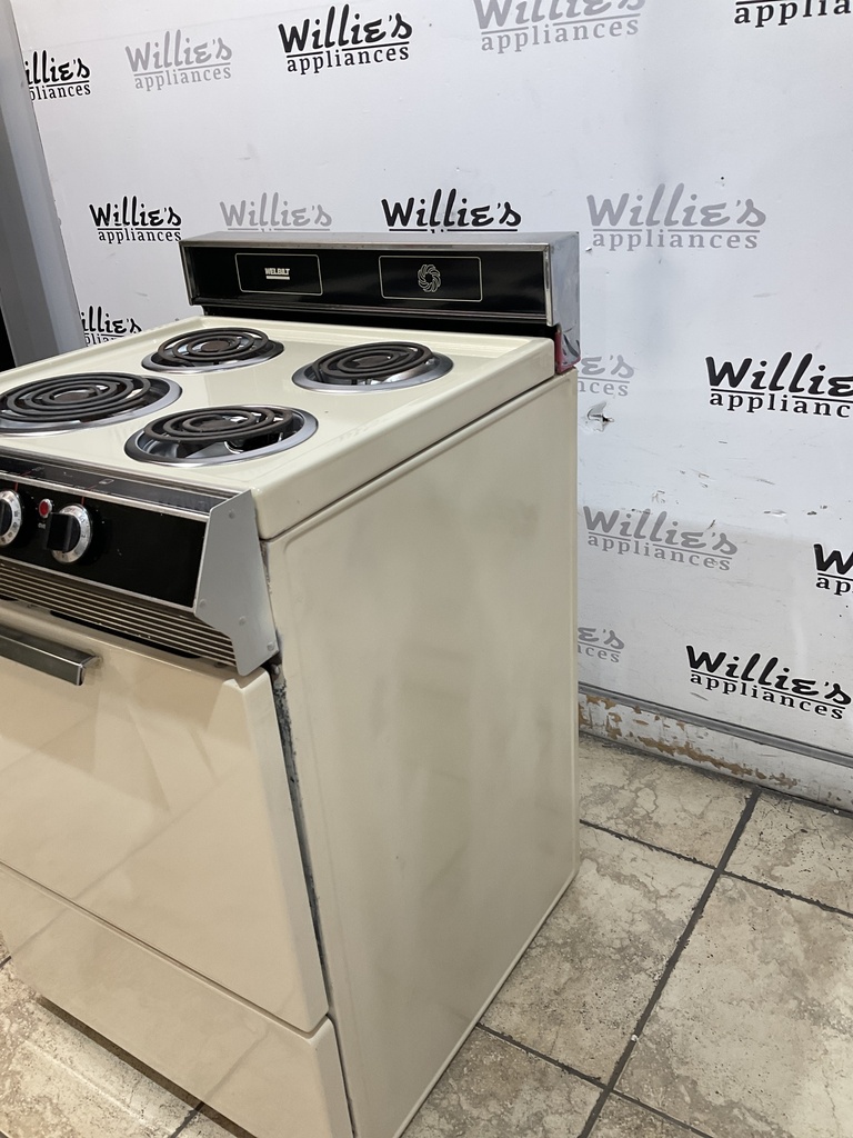 Welbilt Used Electric Stove 220volts (40/50 AMP) 24inches {3 prong} (Bisque) 