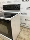 Ge Used Electric Stove 220volts (40/50 AMP) 30inches {4 prong} (White/Black) 