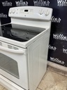 Ge Used Electric Stove 220volts (40/50 AMP) 30inches {4 prong} (Bisque) 