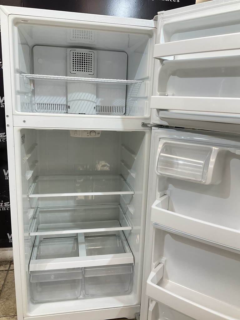 Ge Used Refrigerator Top and Bottom 28x64 1/2” (White) 